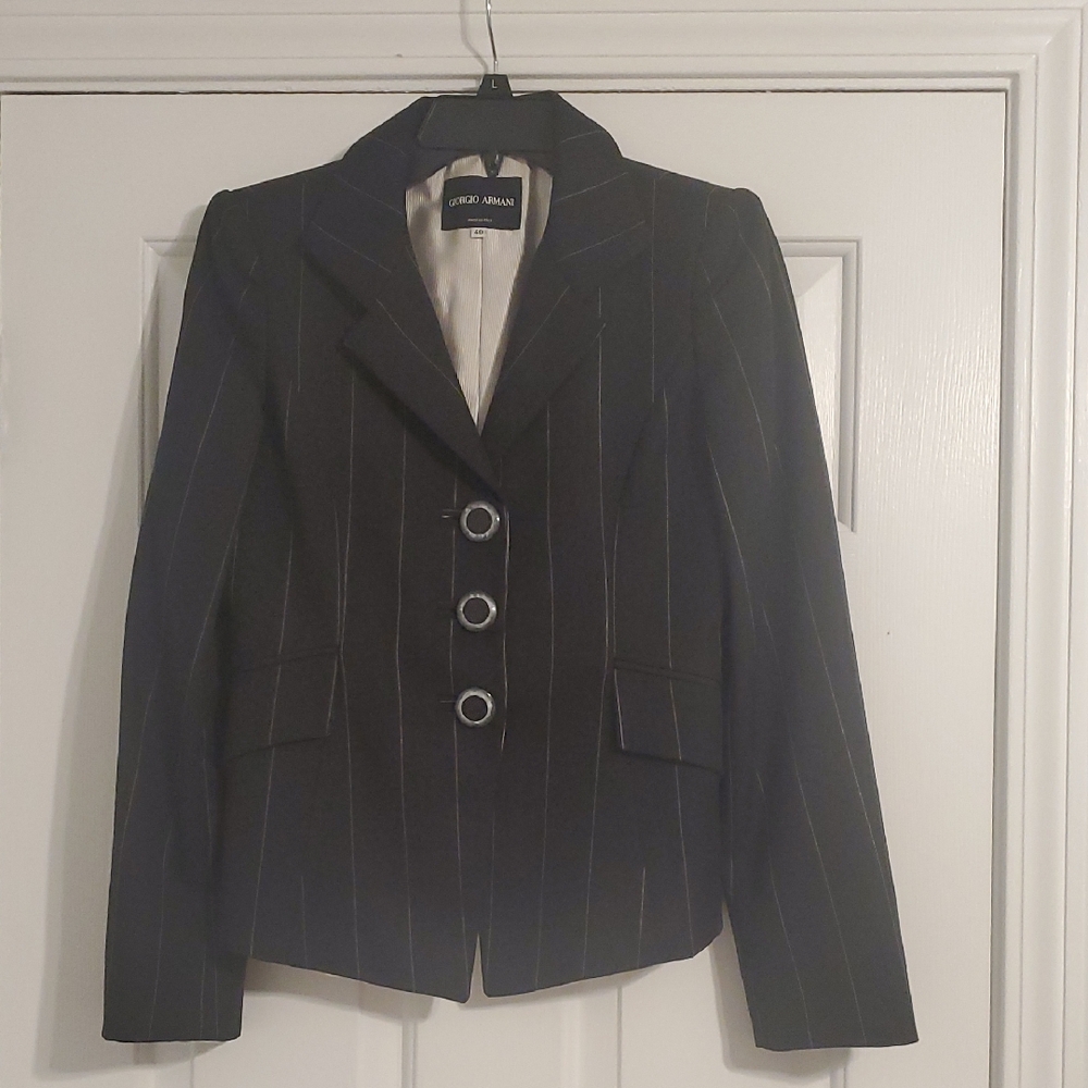 EUC Giorgio Armani Women's Dark Gray Pinstripe Blazer Size 40/ Size 6